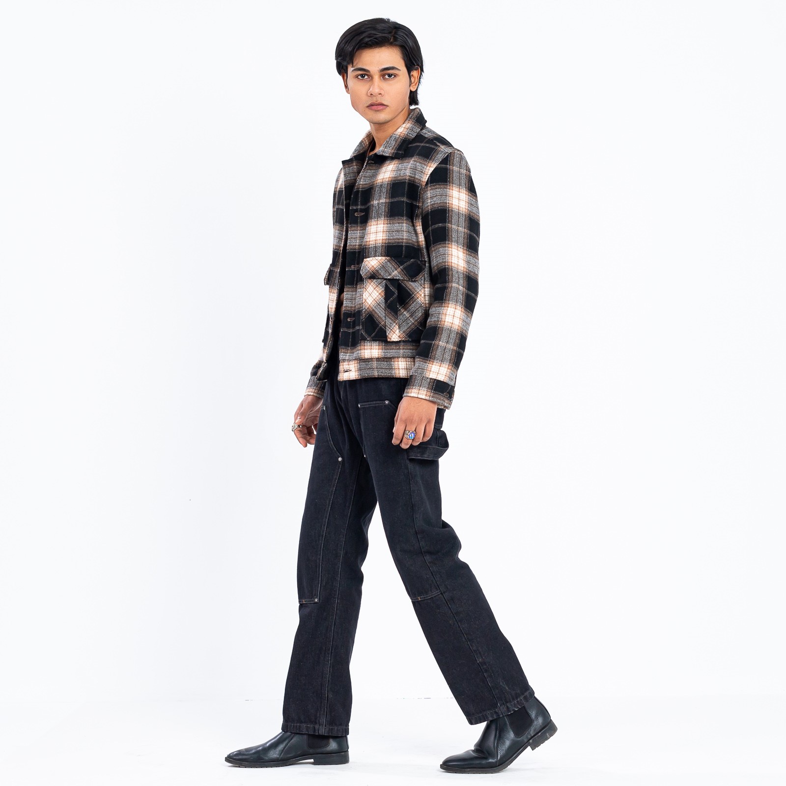 RN-FOY-AW24-JKT1086