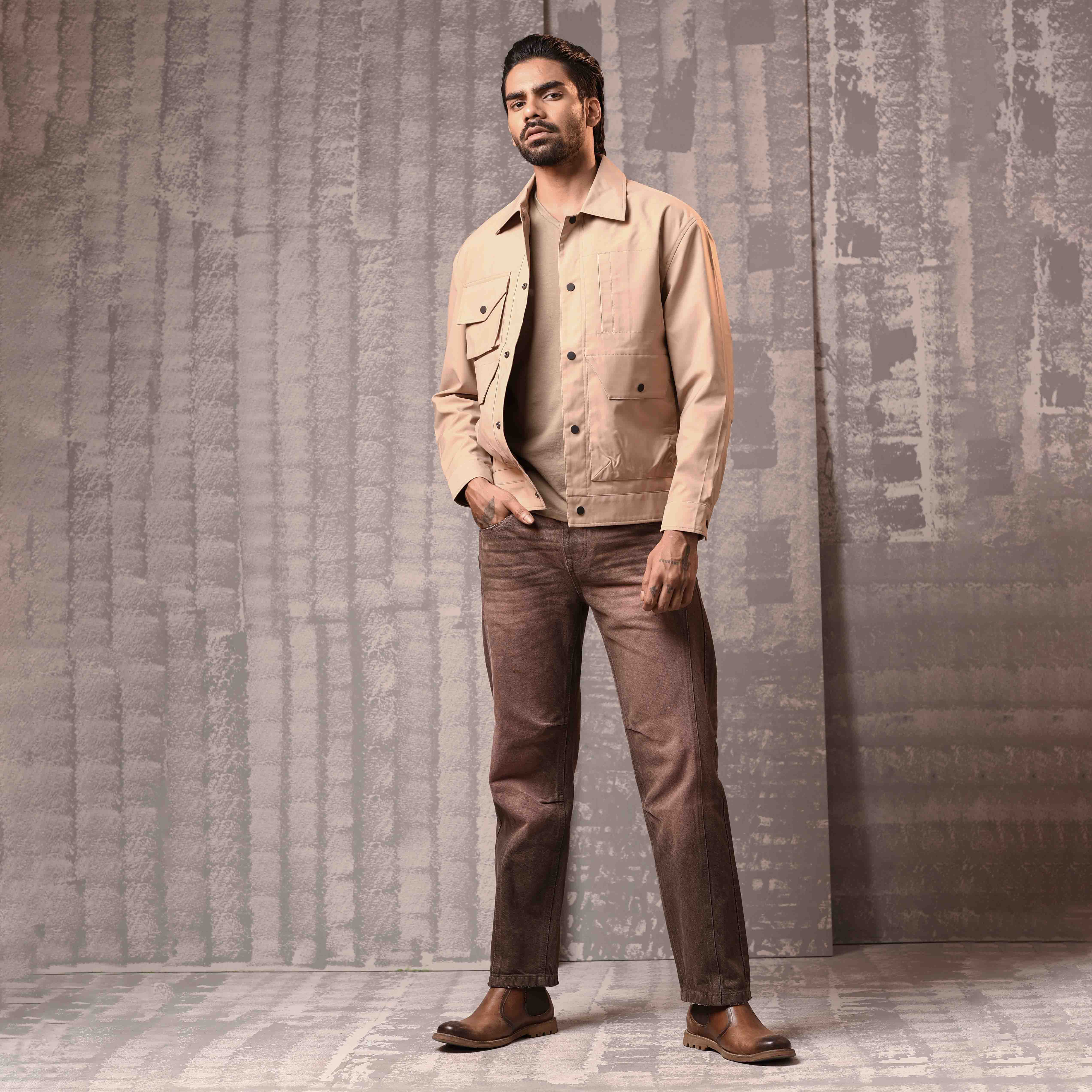 RN-FOY-AW25-JKT1692
