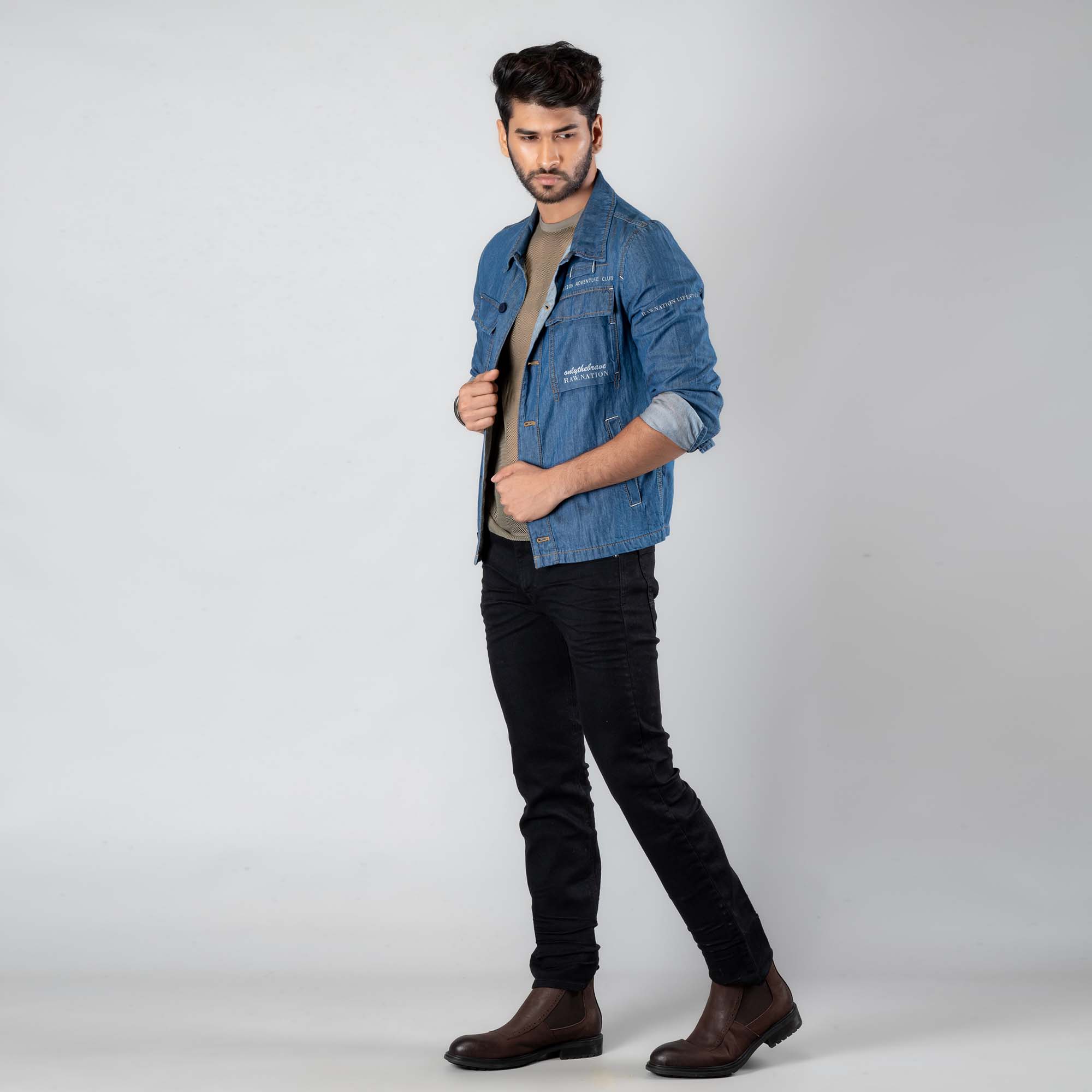 RN-MEH-AW22-JKT210
